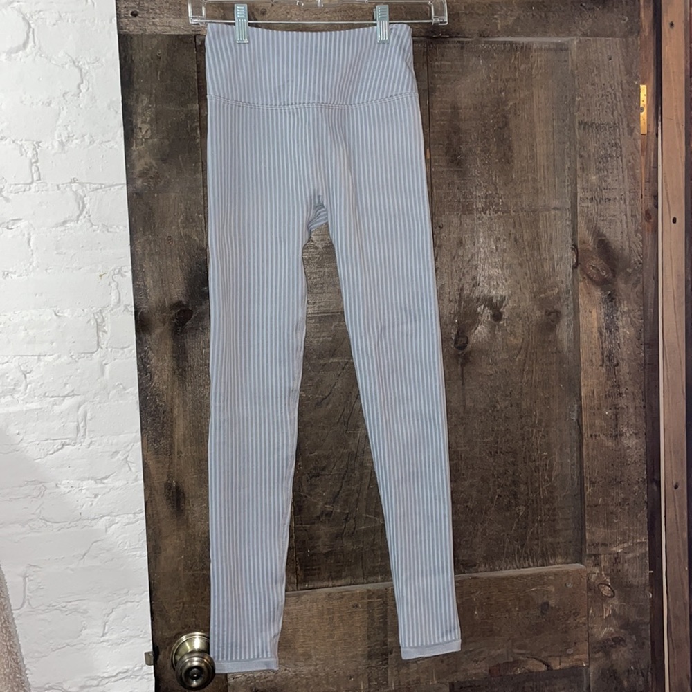 NWT Silver/Grey leggings